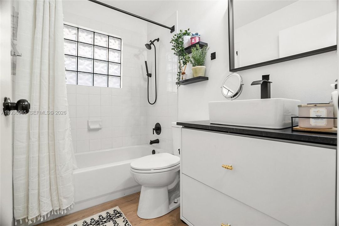 На продажу: $540,000 (3 спален, 2 ванн, 1849 Квадратных фут)