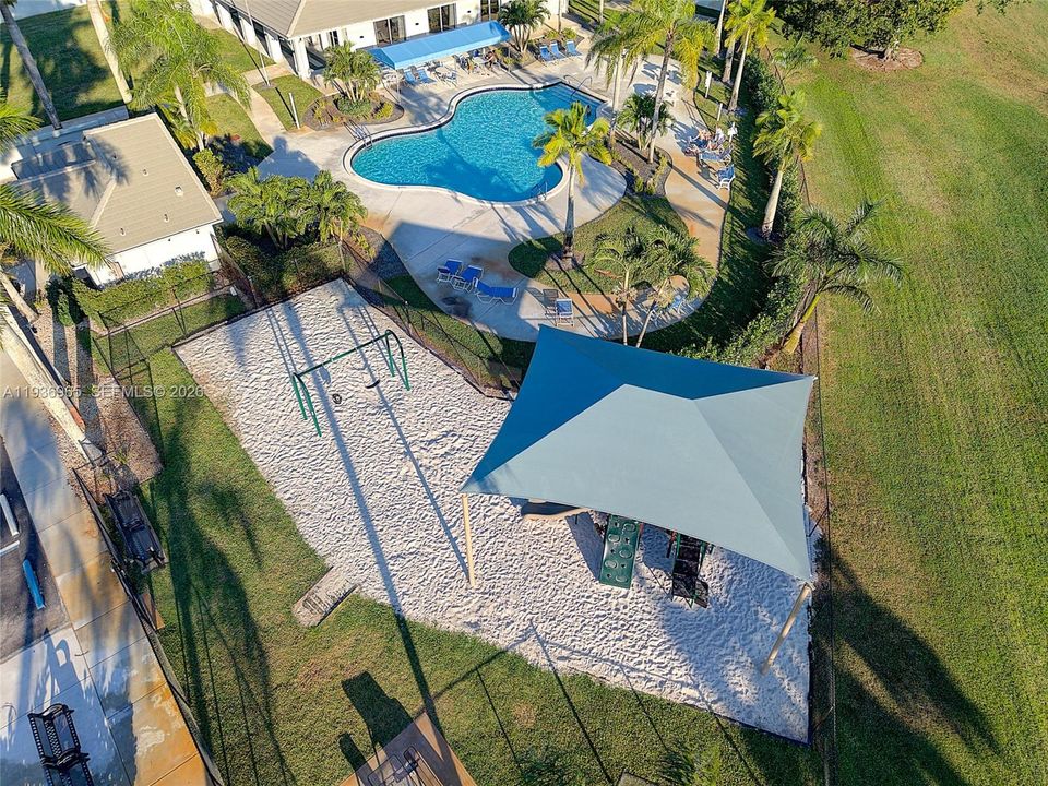 На продажу: $540,000 (3 спален, 2 ванн, 1849 Квадратных фут)