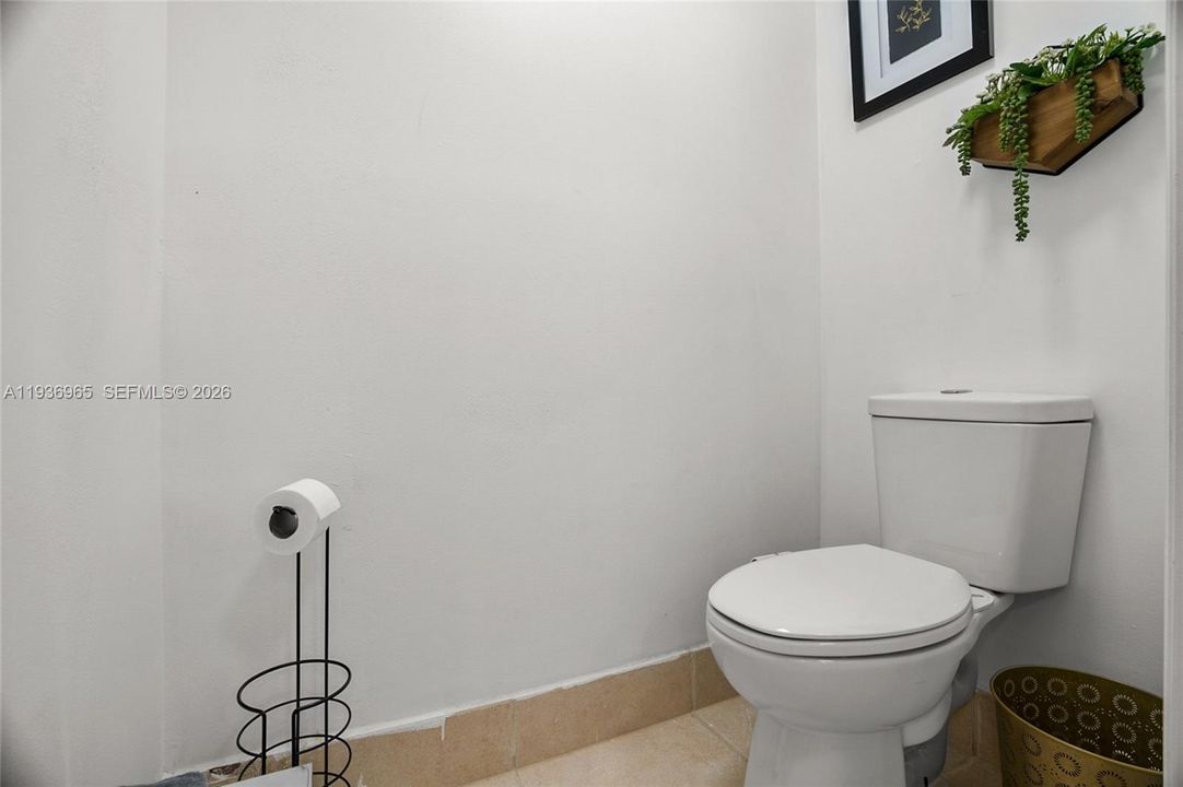 На продажу: $540,000 (3 спален, 2 ванн, 1849 Квадратных фут)