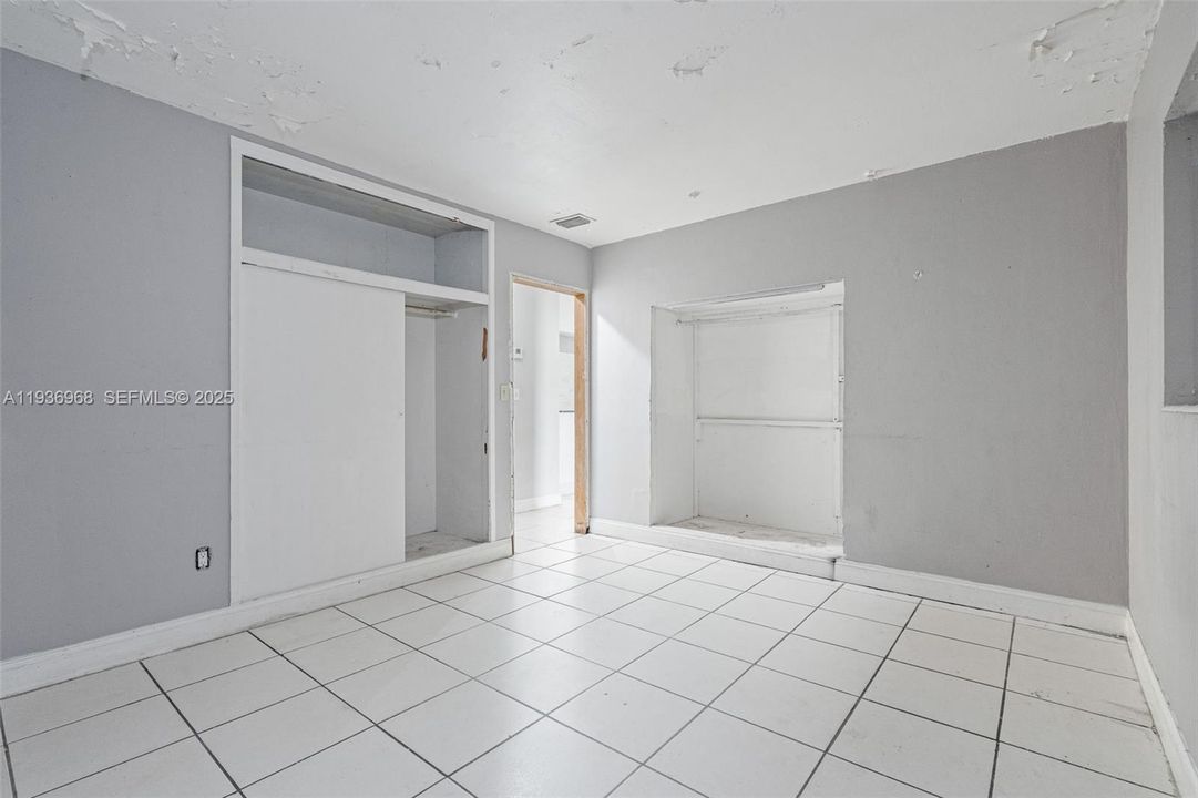 На продажу: $364,900 (3 спален, 1 ванн, 1269 Квадратных фут)