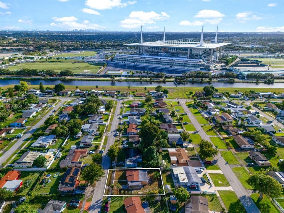 На продажу: $364,900 (3 спален, 1 ванн, 1269 Квадратных фут)