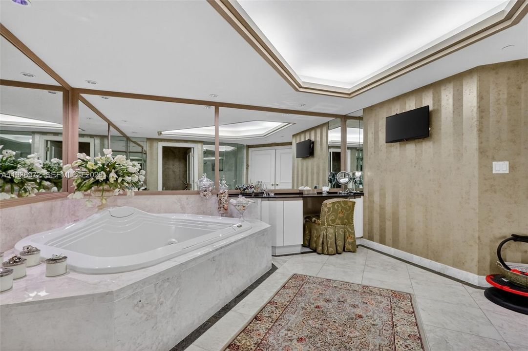 For Sale: $5,000,000 (4 beds, 4 baths, 4740 Square Feet)