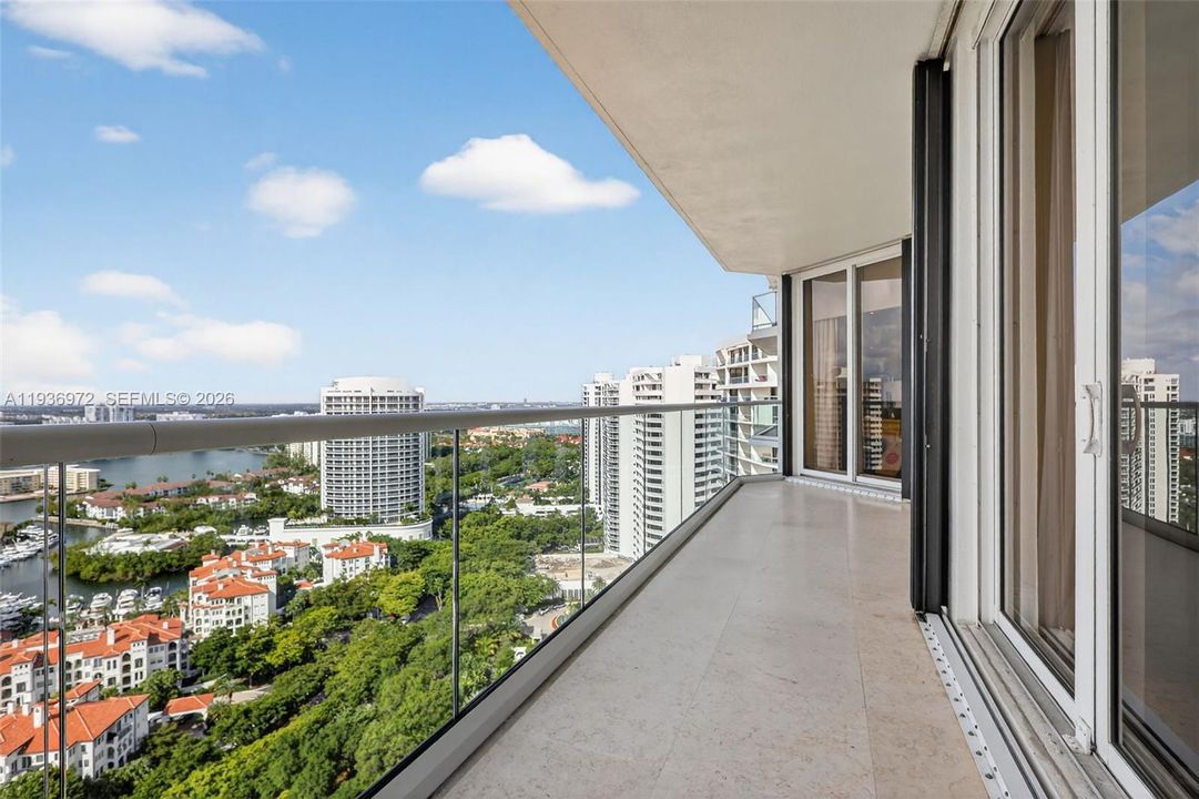 For Sale: $5,000,000 (4 beds, 4 baths, 4740 Square Feet)