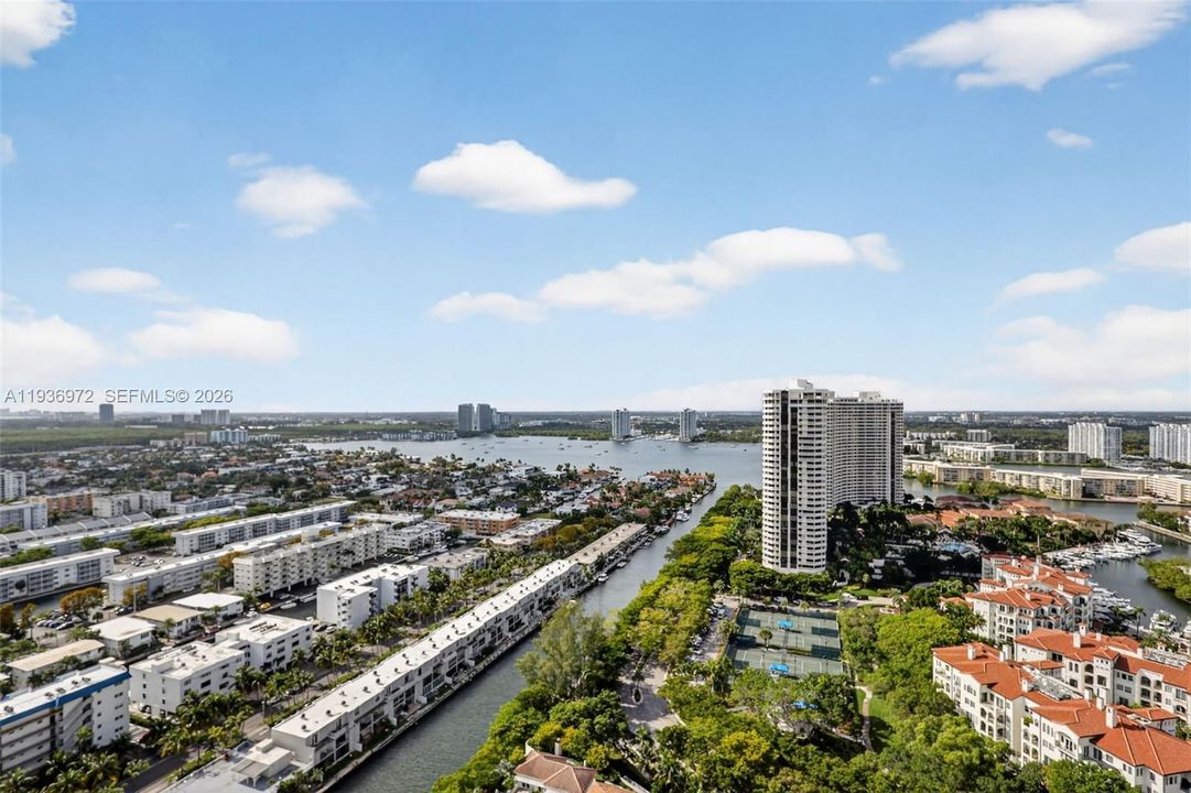 For Sale: $5,000,000 (4 beds, 4 baths, 4740 Square Feet)