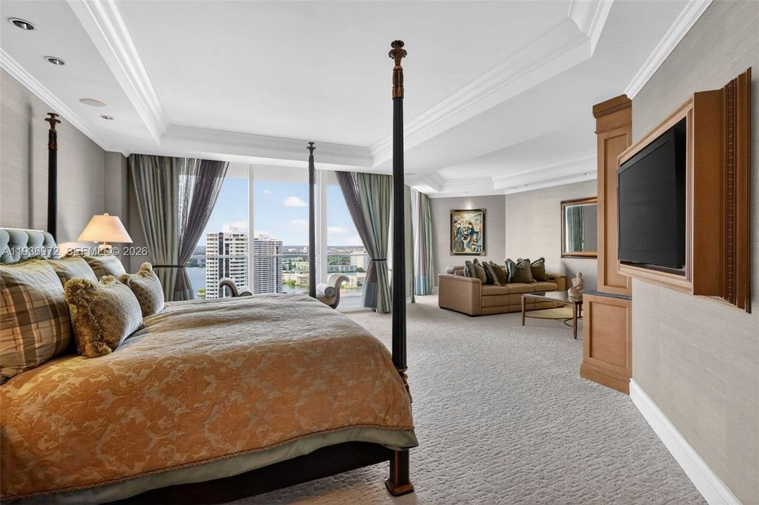 For Sale: $5,000,000 (4 beds, 4 baths, 4740 Square Feet)