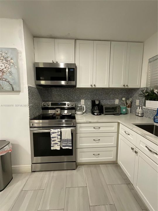 For Rent: $3,150 (3 beds, 2 baths, 1326 Square Feet)