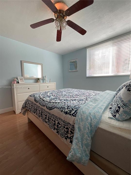 For Rent: $3,150 (3 beds, 2 baths, 1326 Square Feet)