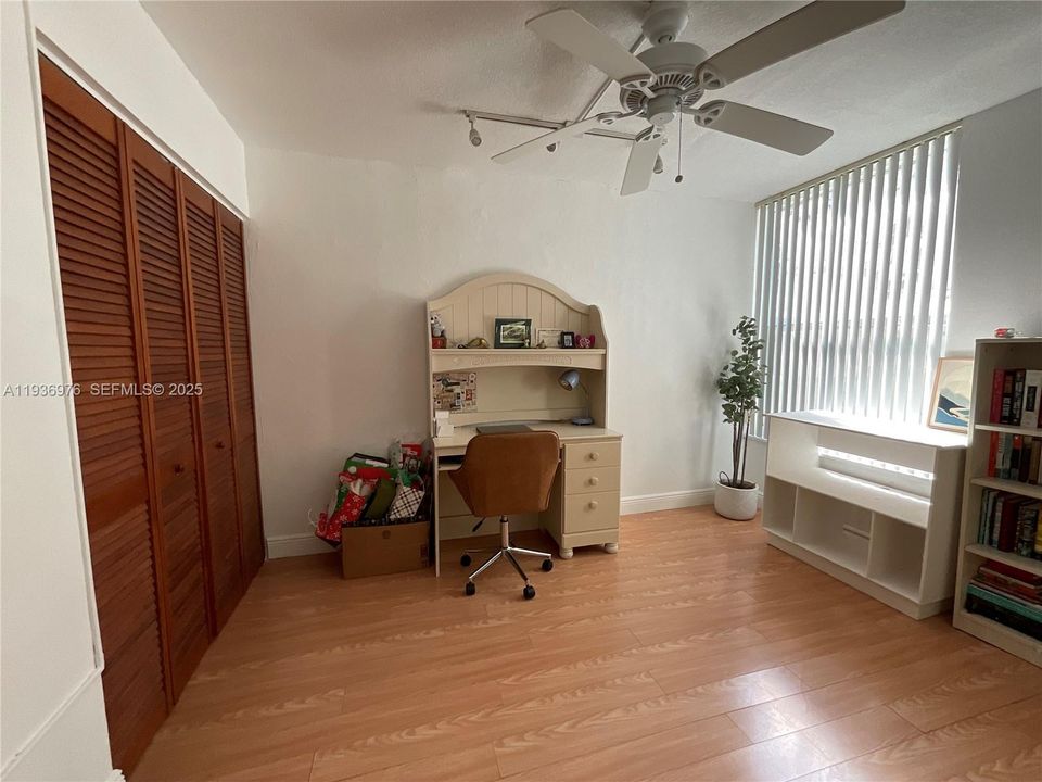 For Rent: $3,150 (3 beds, 2 baths, 1326 Square Feet)