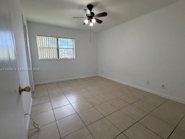 En Venta: $207,000 (2 camas, 2 baños, 900 Pies cuadrados)