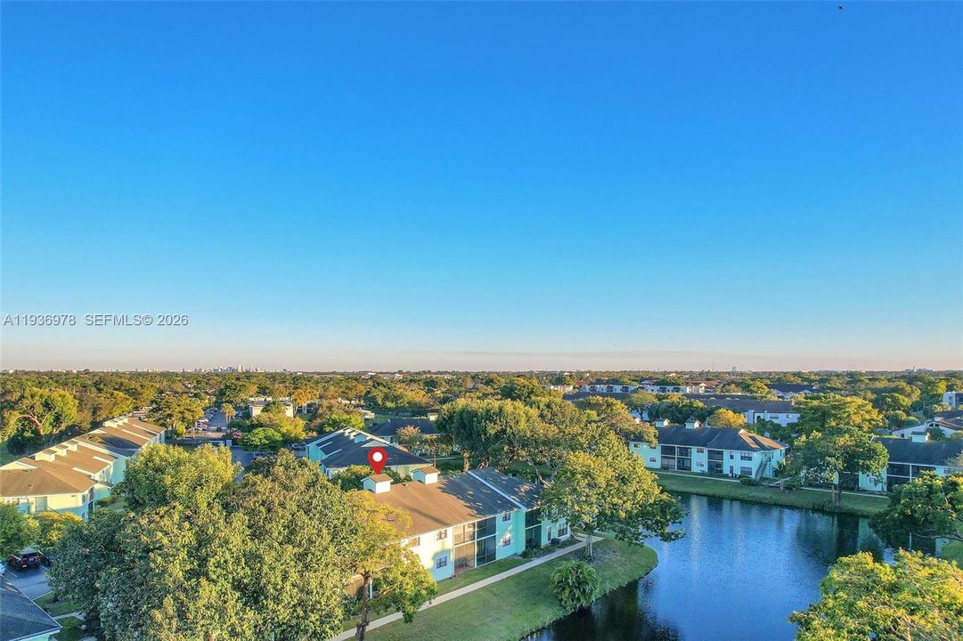 En Venta: $207,000 (2 camas, 2 baños, 900 Pies cuadrados)