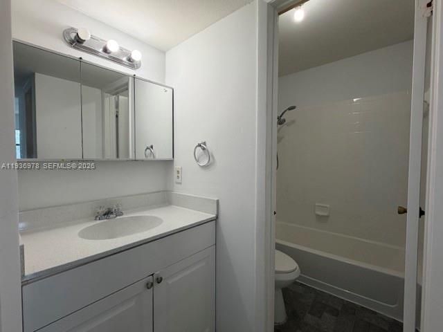 En Venta: $207,000 (2 camas, 2 baños, 900 Pies cuadrados)