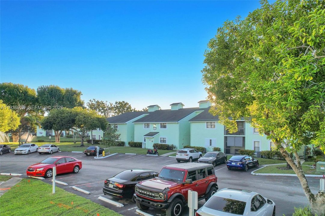 En Venta: $207,000 (2 camas, 2 baños, 900 Pies cuadrados)