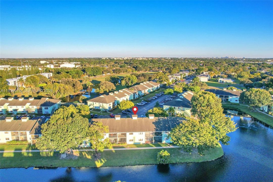 En Venta: $207,000 (2 camas, 2 baños, 900 Pies cuadrados)