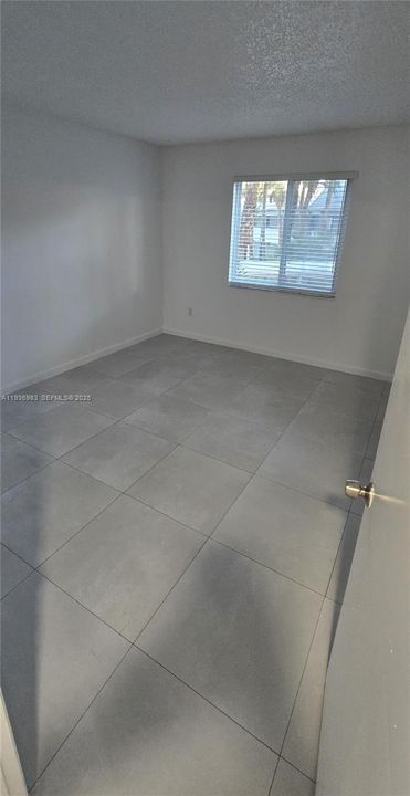 В аренду: $1,600 (1 спален, 1 ванн, 434568 Квадратных фут)