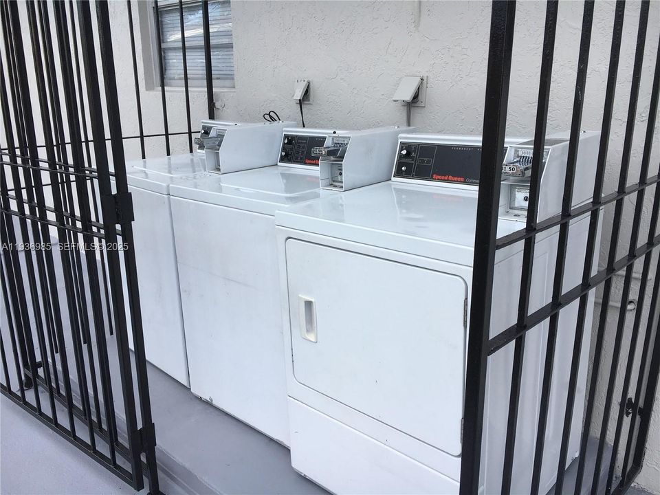 En Renta: $2,050 (2 camas, 1 baños, 950 Pies cuadrados)