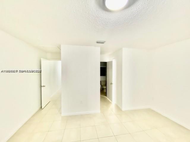 В аренду: $2,070 (2 спален, 2 ванн, 1032 Квадратных фут)