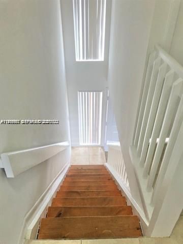 В аренду: $2,070 (2 спален, 2 ванн, 1032 Квадратных фут)