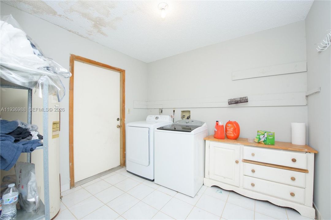 待售: $1,350,000 (4 贝兹, 4 浴室, 3291 平方英尺)