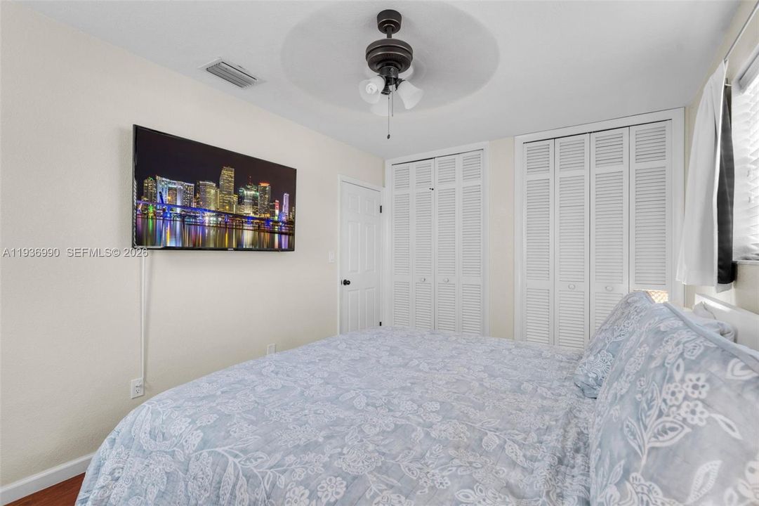 En Venta: $629,900 (2 camas, 2 baños, 1209 Pies cuadrados)