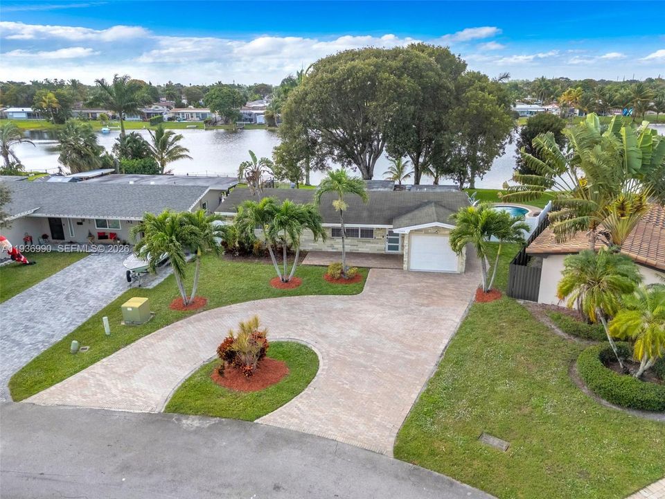 En Venta: $629,900 (2 camas, 2 baños, 1209 Pies cuadrados)