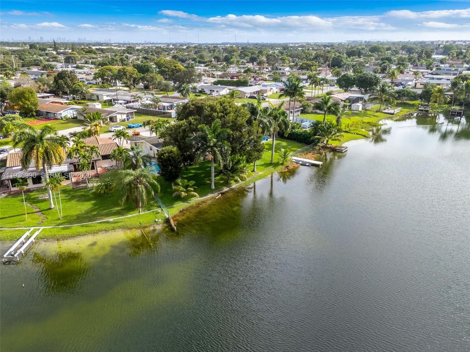 En Venta: $629,900 (2 camas, 2 baños, 1209 Pies cuadrados)