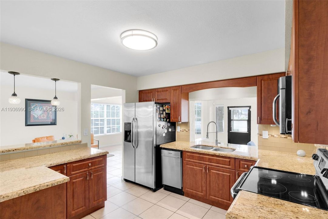 En Venta: $629,900 (2 camas, 2 baños, 1209 Pies cuadrados)