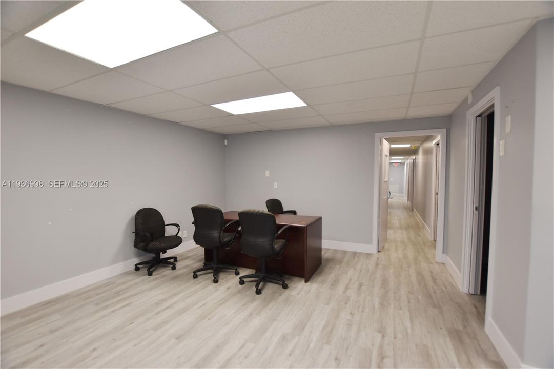 В аренду: $32 (0 спален, 0 ванн, 0 Квадратных фут)