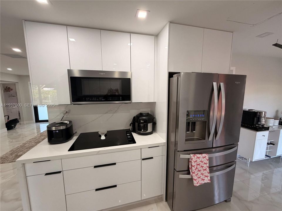 На продажу: $530,000 (2 спален, 2 ванн, 1222 Квадратных фут)