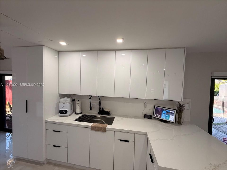 На продажу: $530,000 (2 спален, 2 ванн, 1222 Квадратных фут)