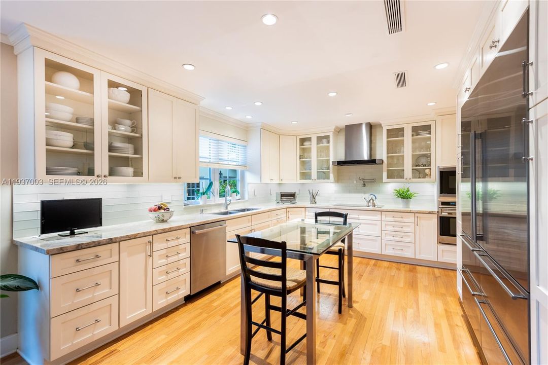 En Venta: $5,950,000 (6 camas, 5 baños, 4906 Pies cuadrados)