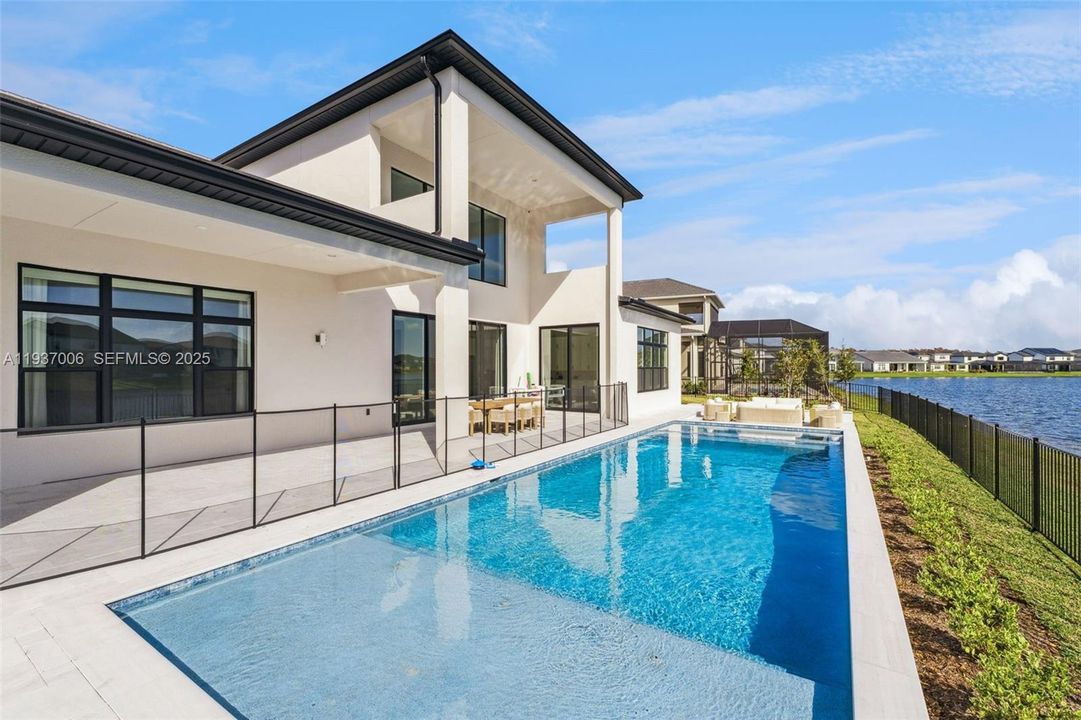 待售: $3,900,000 (5 贝兹, 6 浴室, 0 平方英尺)