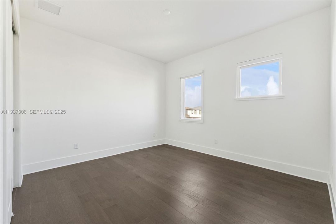 待售: $3,900,000 (5 贝兹, 6 浴室, 0 平方英尺)