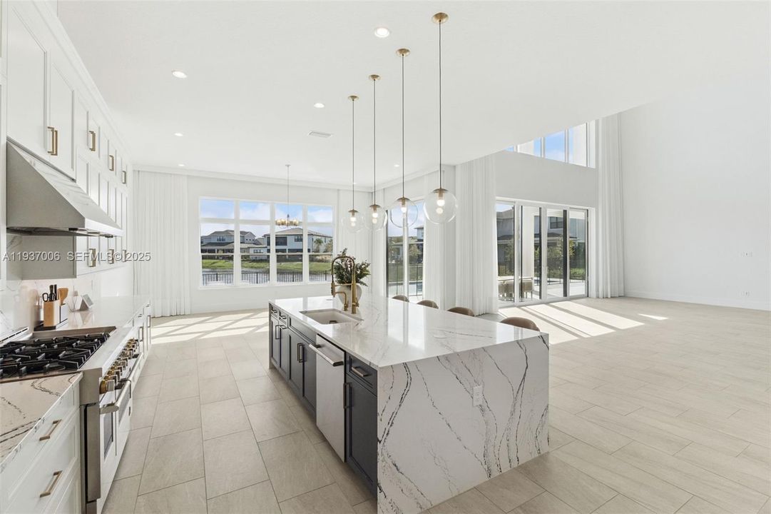 待售: $3,900,000 (5 贝兹, 6 浴室, 0 平方英尺)