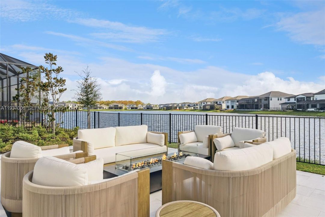 待售: $3,900,000 (5 贝兹, 6 浴室, 0 平方英尺)