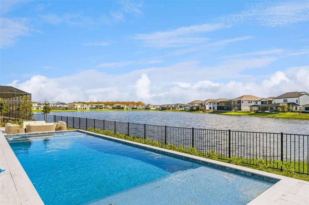 待售: $3,900,000 (5 贝兹, 6 浴室, 0 平方英尺)