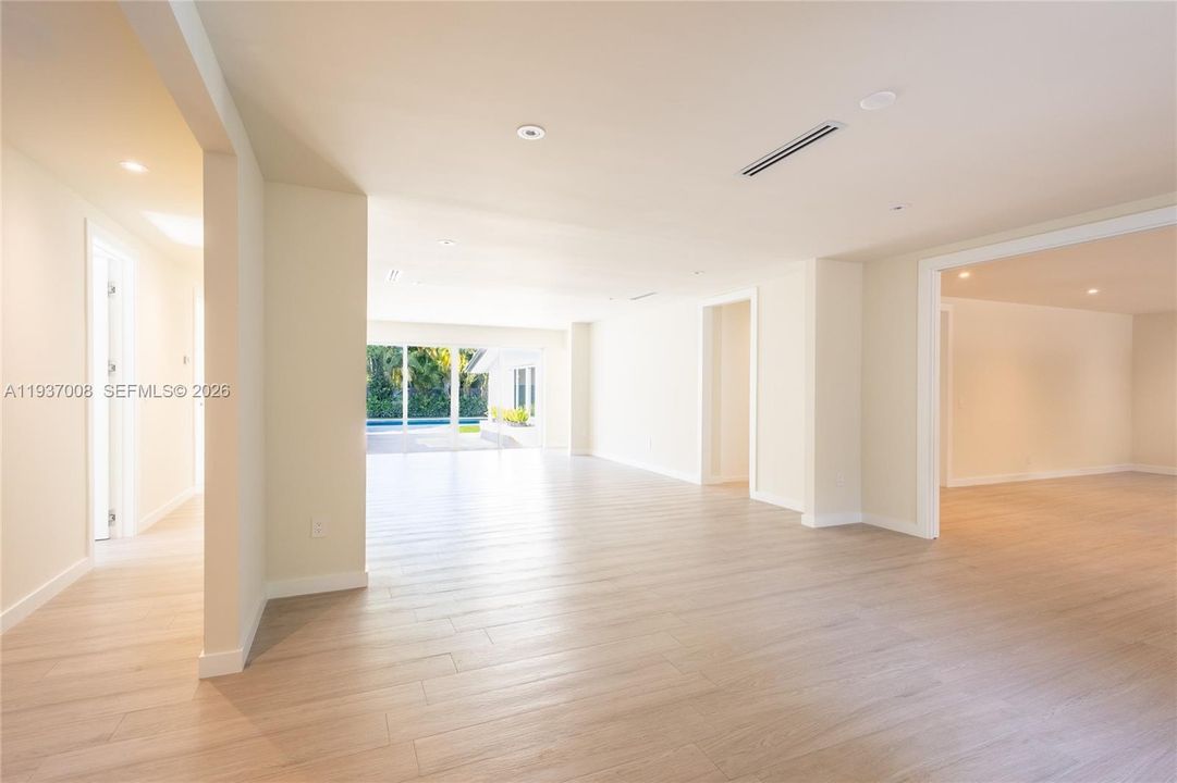 For Rent: $65,000 (4 beds, 3 baths, 3773 Square Feet)