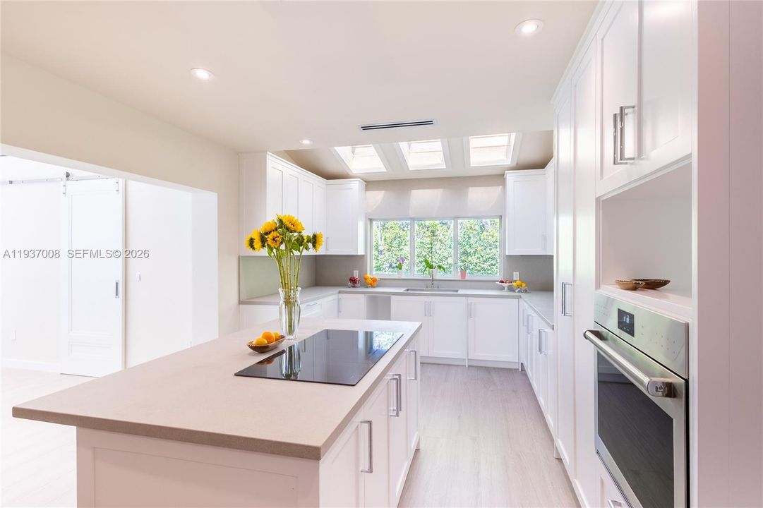 For Rent: $65,000 (4 beds, 3 baths, 3773 Square Feet)