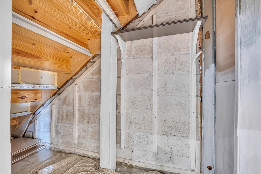 En Renta: $3,350 (3 camas, 2 baños, 1954 Pies cuadrados)