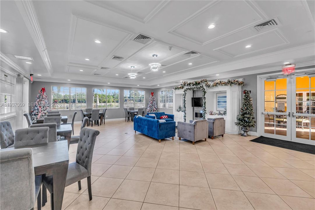 En Renta: $3,350 (3 camas, 2 baños, 1954 Pies cuadrados)