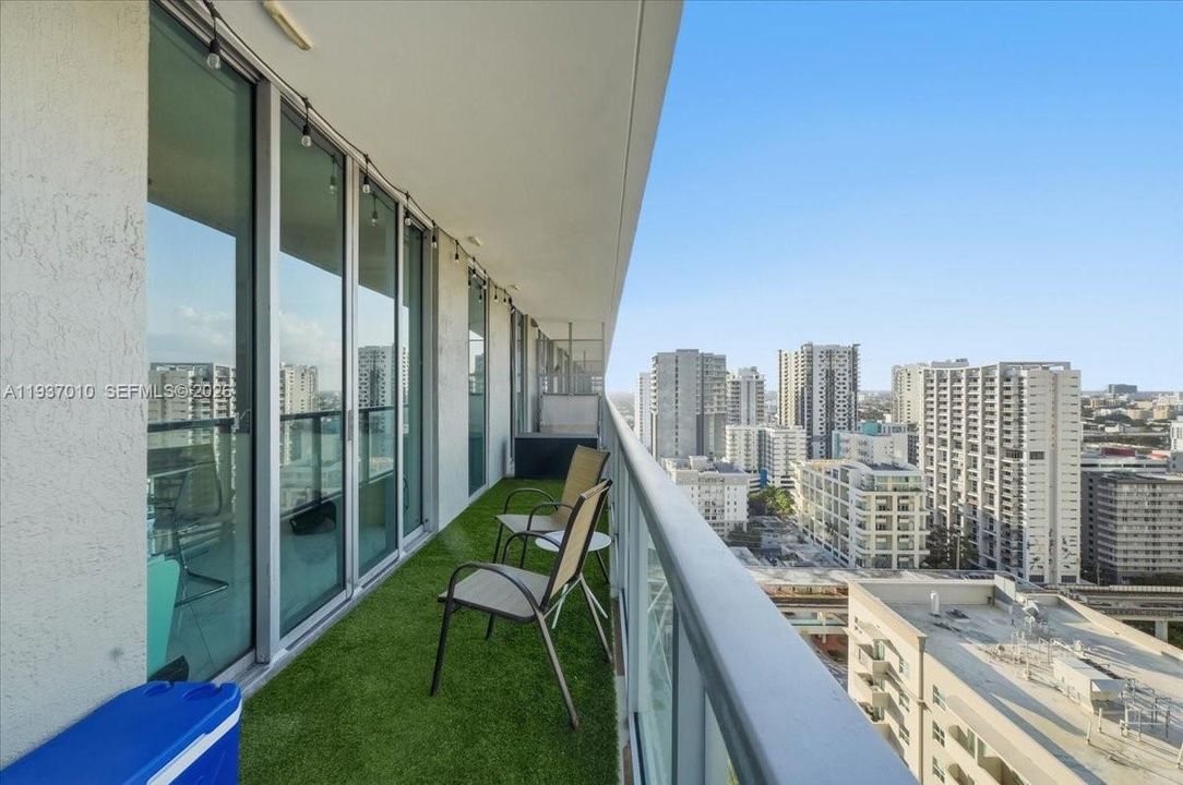 待售: $615,000 (2 贝兹, 2 浴室, 1104 平方英尺)