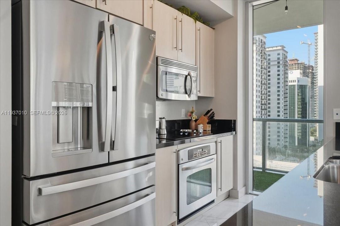 待售: $615,000 (2 贝兹, 2 浴室, 1104 平方英尺)