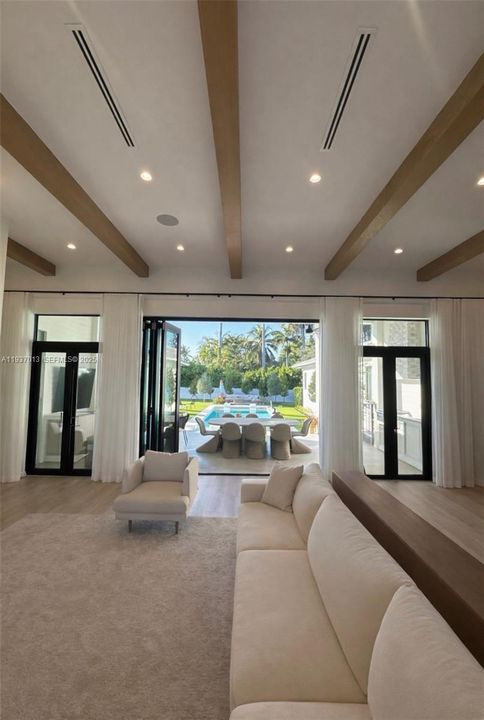 待售: $6,500,000 (6 贝兹, 6 浴室, 5000 平方英尺)