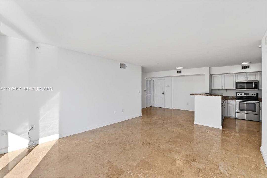 En Venta: $560,000 (2 camas, 2 baños, 1140 Pies cuadrados)