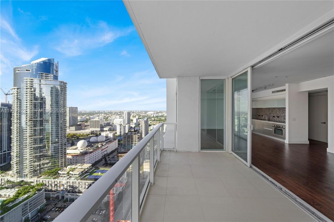 На продажу: $599,900 (1 спален, 1 ванн, 808 Квадратных фут)