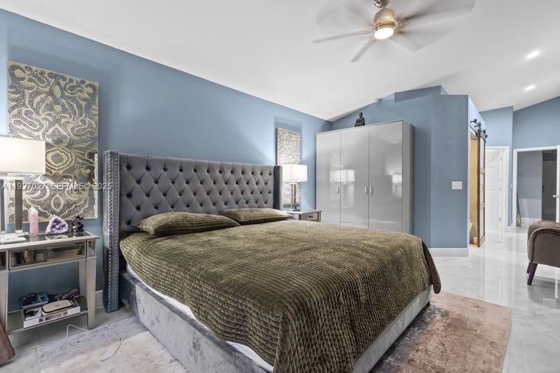 В аренду: $5,200 (3 спален, 2 ванн, 1824 Квадратных фут)