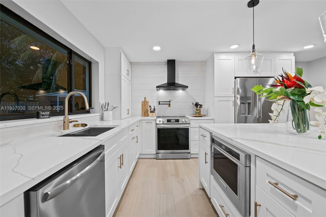 For Sale: $799,000 (3 beds, 2 baths, 0 Square Feet)