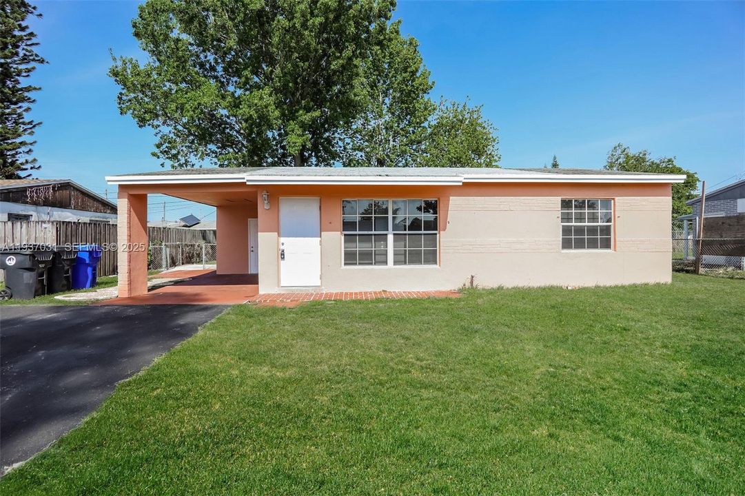 В аренду: $2,350 (2 спален, 1 ванн, 1010 Квадратных фут)