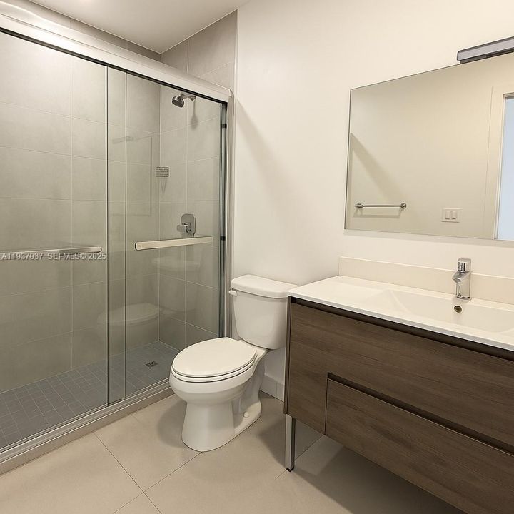 En Renta: $2,500 (2 camas, 2 baños, 18351 Pies cuadrados)