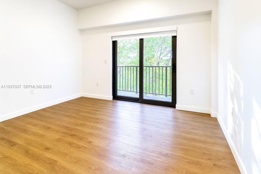 En Renta: $2,500 (2 camas, 2 baños, 18351 Pies cuadrados)