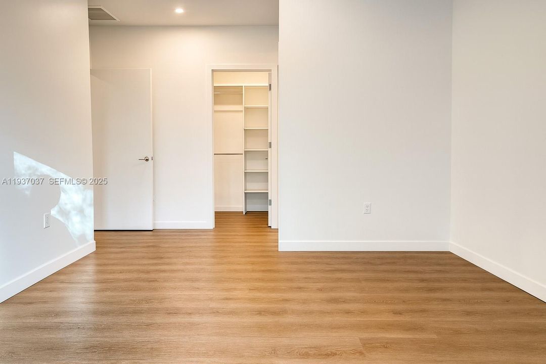 En Renta: $2,500 (2 camas, 2 baños, 18351 Pies cuadrados)